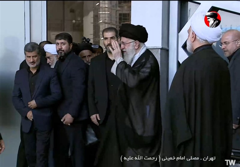 امام خامنهای وارد مصلای تهران شدند
