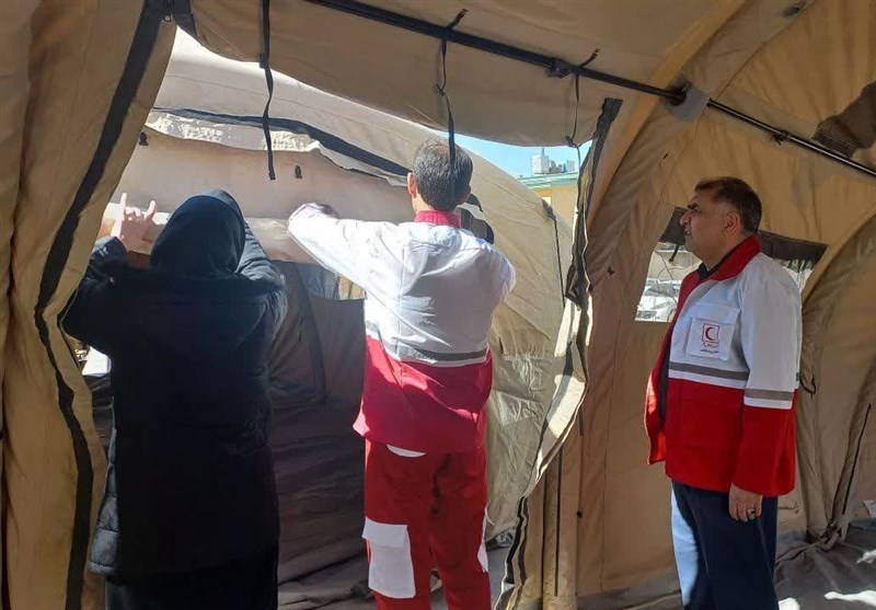 برگزاری مانور برپایی بیمارستان صحرایی در هلالاحمر کرمانشاه