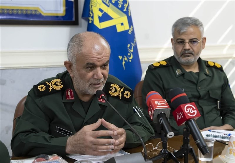 توزیع 5 هزار بسته نوشتافزار بین دانشآموزان بوشهری