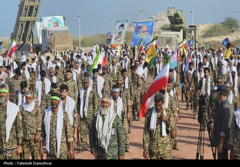 پیام سردار تنگسیری به همسایگان جنوبی: فریب نخورید!