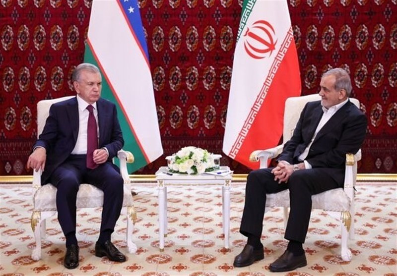 دیدار و گفتوگوی پزشکیان با رئیسجمهور ازبکستان