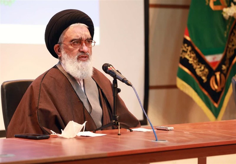 ضرورت آگاهیبخشی جامعه در مسئله امربهمعروف و نهیازمنکر