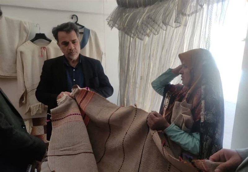 عشایر تولیدات خود را بر اساس الگو و نیاز بازار عرضه کنند