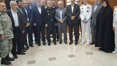 فرمانده ارتش: برای ضربه سهمگین به دشمن صهیونیستی آمادهایم