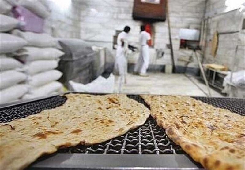 فروش اجباری نان کنجدی؛ پروانه نانوایان متخلف باطل میشود