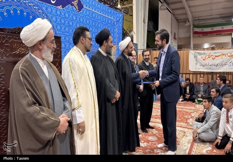 محفل قرآنی شهدای مقاومت با قرائت حمید شاکرنژاد + تصاویر