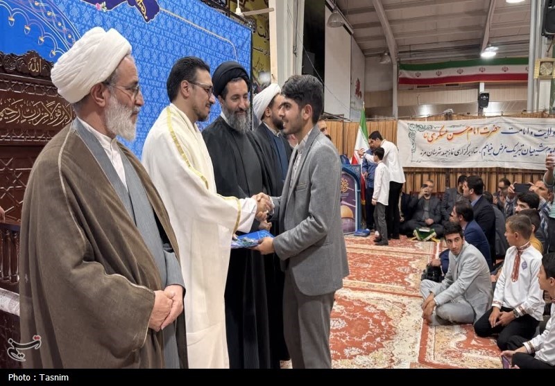 محفل قرآنی شهدای مقاومت با قرائت حمید شاکرنژاد + تصاویر