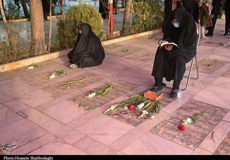 معاون رئیسجمهور: ما هرچه داریم از برکت خون شهداست