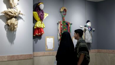 نمایشگاه «عروسکها فریاد میزنند» در حرم رضوی+تصاویر