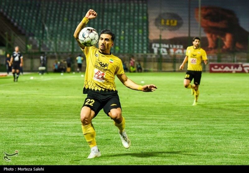 نگاهی به تقابل سپاهان و شارجه؛ جدال صدرنشینی