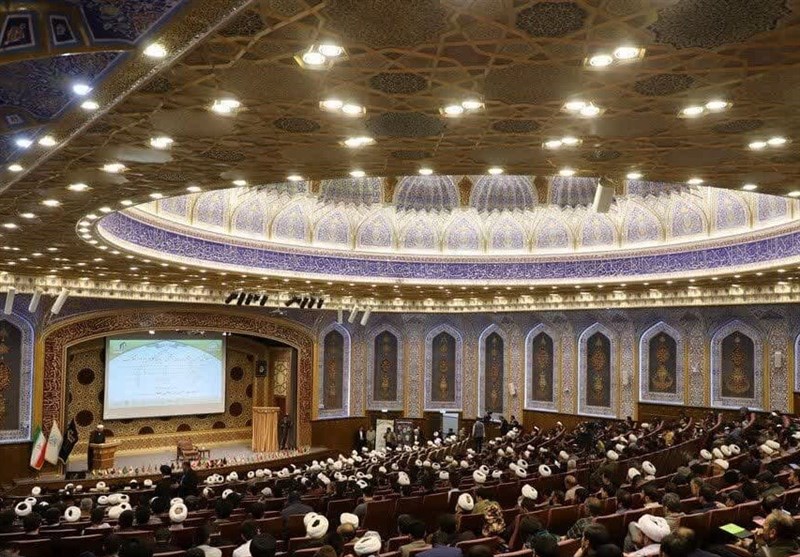 همایش بینالمللی مبانی فقهی بیانیه گام دوم انقلاب برگزار شد