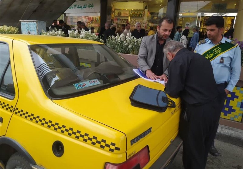 وقتی وکلا و طلافروشان با عنوان راننده تاکسی بیمه شدهاند!