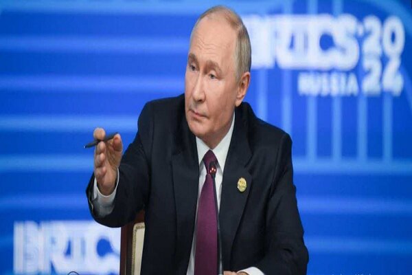 پوتین: اقتصاد روسیه به رشد خود ادامه میدهد