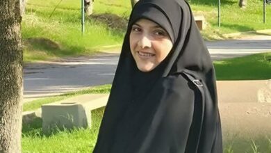 پیکر شهیده کرباسی در حرم مطهر شاهچراغ آرام میگیرد