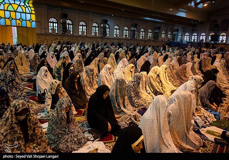 چهار دانشگاه برتر در امر اقامه نماز تجلیل شدند