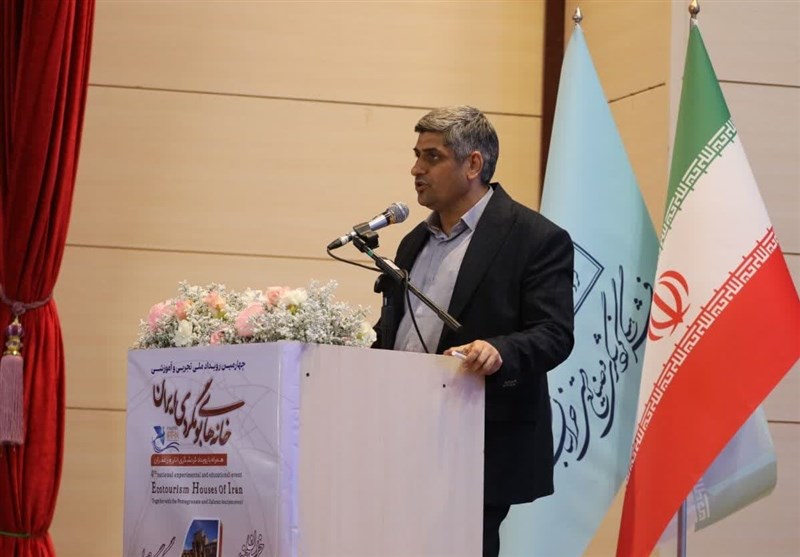 گردشگران سفیران معرفی ظرفیتها و نقطه عطف توسعه هستند