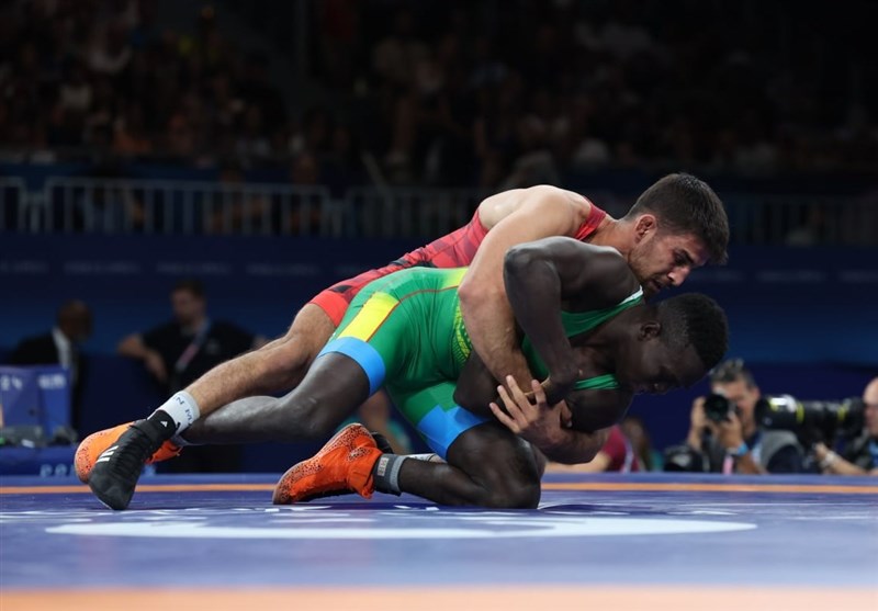 _یونس_ _امامی_ _5_ _زندانی_ _را_ _آزاد_ _کرد_