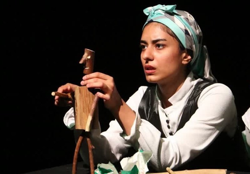 _اجرای_ _تئاتر_ _مینیمالیستی_ _در_ _مدارس_ _کمک_ _کننده_ _آموزش_ _و_ _پرورش_