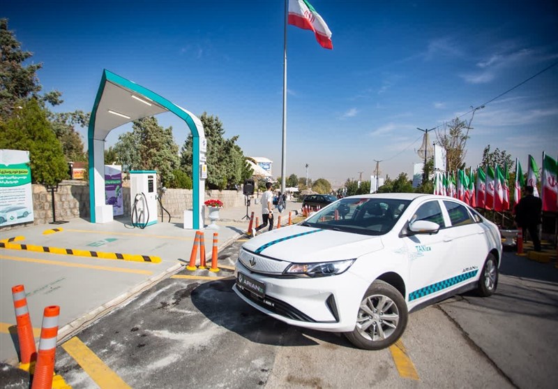 احداث ایستگاه شارژ خودروی برقی در 25 نقطه شهر