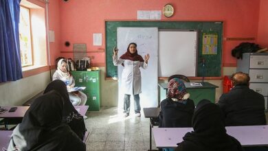 استقرار اتوبوسآمبولانس غربالگری ایدز در خرمآباد