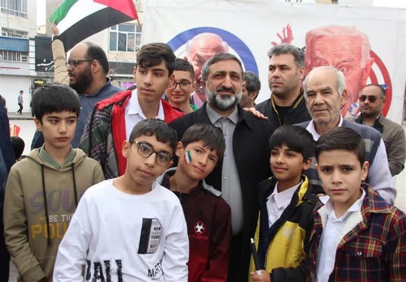 استکبار به هیچ قاعدهای پایبند نیست