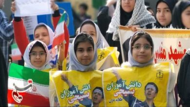 استکبارستیزی دانشآموزان و دانشجویان در راهپیمایی 13 آبان