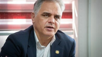 اضافهکاری پرستاران باید از منابع عمومی "دولت" پرداخت شود