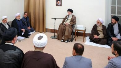 امام خامنهای: کتاب ماندگارترین اثر هنری است