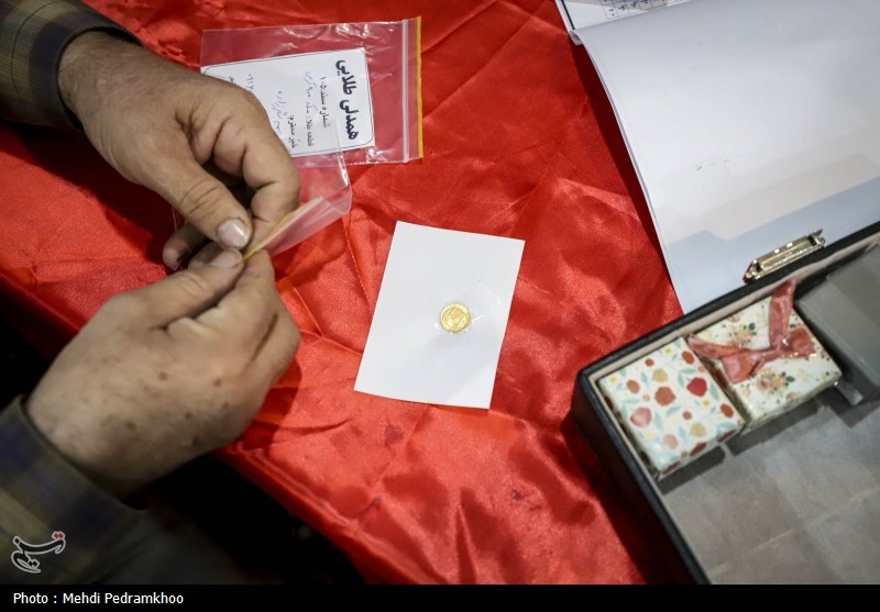 ایثار زنان لرستانی با کمک 815 گرم طلا برای غزه و لبنان