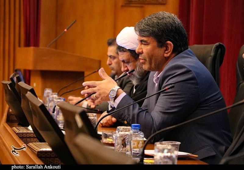 تحت تاثیر هیچ فشار سیاسی برای انتصابها نیستم