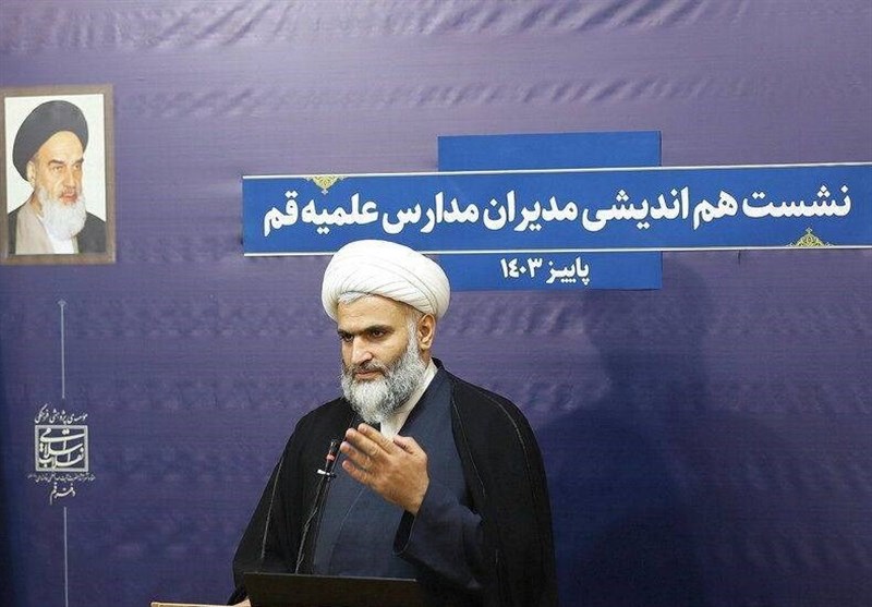 ترویج مبانی و اندیشههای امامین انقلاب خنثی کننده فتنههاست