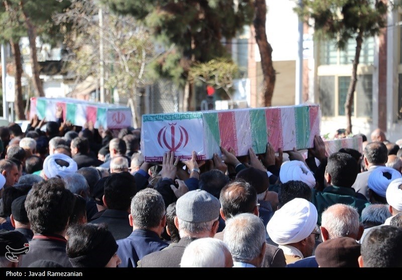 تشییع 5 شهید گمنام دفاع مقدس در دامغان