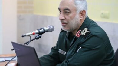 تفکر بسیج تمامی قشرها و سیاسیون را شامل میشود