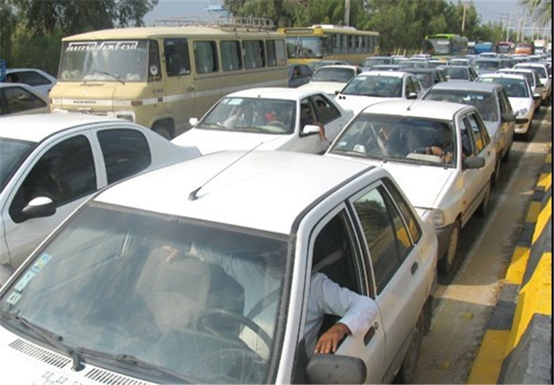حجم ورود خودرو به استان قم، 4 درصد افزایش یافت