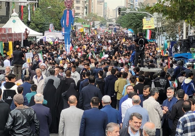 یومالله 13 آبان ,