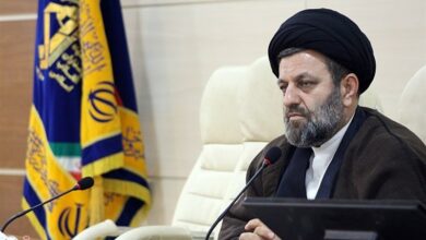 راهبرد اصلی بسیج گفتمان مقاومت و سازشناپذیری است