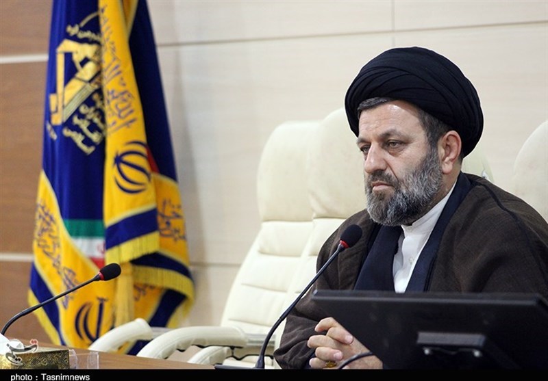 راهبرد اصلی بسیج گفتمان مقاومت و سازشناپذیری است