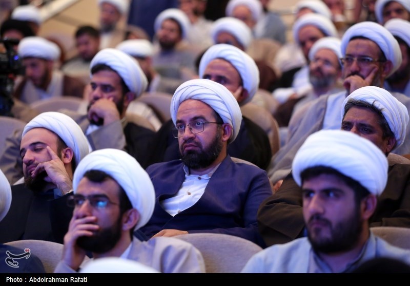 سازماندهی و شبکهسازی مبلغان و مبلغات در فضای مجازی