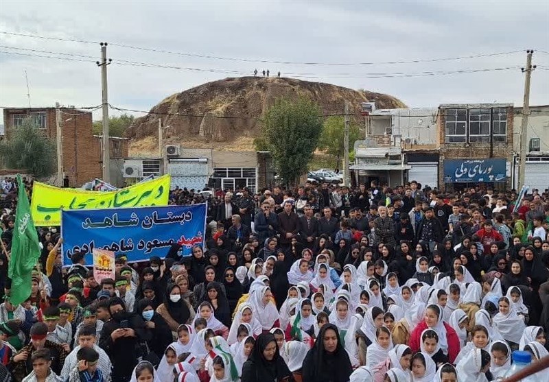 شکوه حضور مردم انقلابی کرمانشاه در یومالله 13 آبان+تصویر