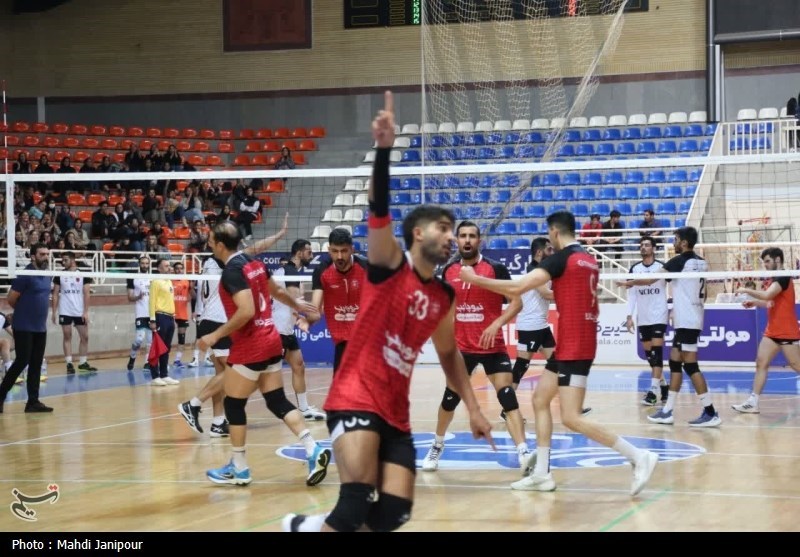 لیگ برتر والیبال/ پیروزی سخت گیتیپسند در خانه