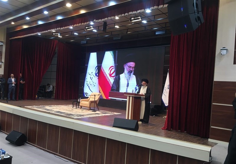 متخصصان بوشهری در مدیریتهای نفت و گاز بهکارگیری شوند