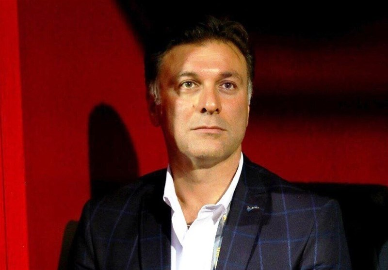 مظفریزاده: افسردگی بازیکنان تراکتور خندهدار است