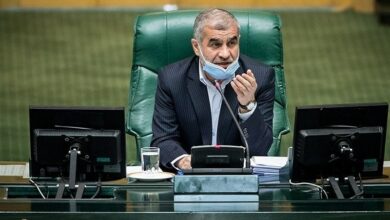 نیکزاد: ما هیچکدام از مسئولان را خیانتکار نمیدانیم