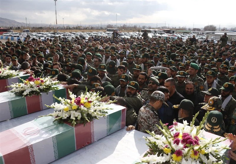 پیکر مطهر 4 شهید گمنام دفاع مقدس وارد تبریز شد + تصاویر