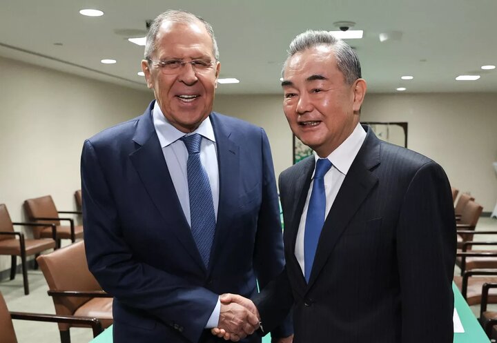 چین: پکن آماده افزایش همکاریها با روسیه است