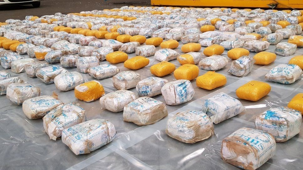 کشف 200 بسته هروئین از سوداگران مرگ در اصفهان