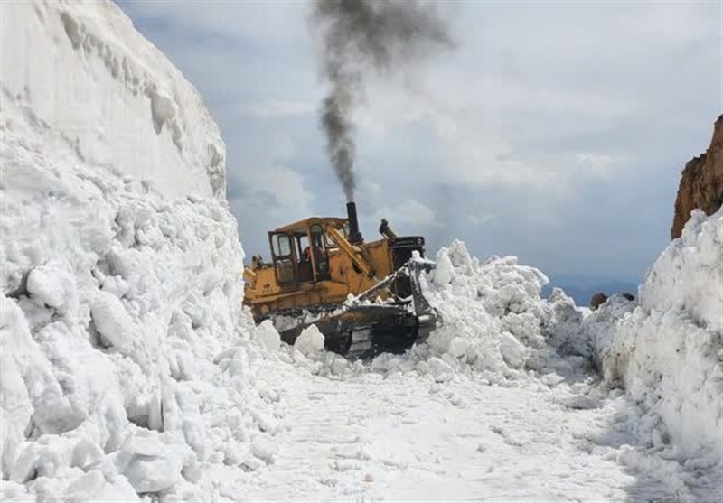 گردنه "تهته" کردستان مسدود شد