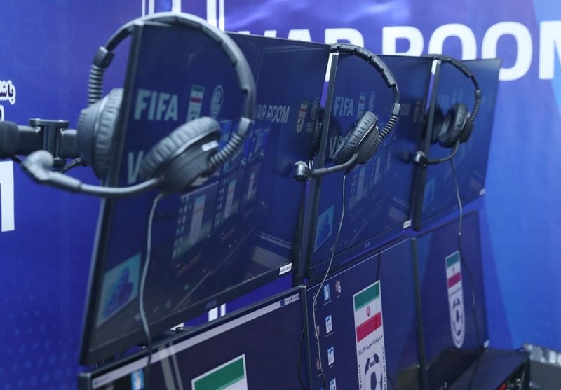 VAR توانایی داوران را کاهش میدهد