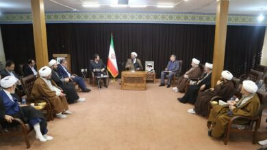 ائمه جمعه در تمامی دولتها صادقانه بنای کمک به دولت را دارند