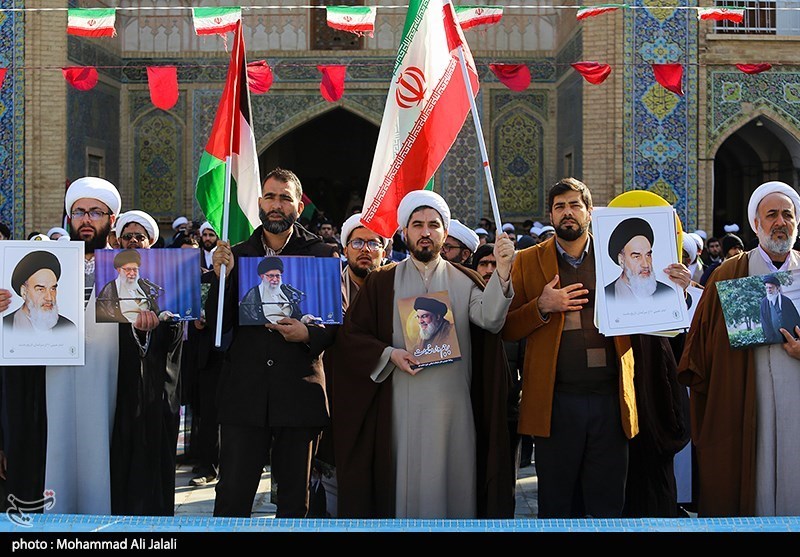 اجتماع بزرگ مردم قم در سالروز حماسه 9 دی+ تصاویر